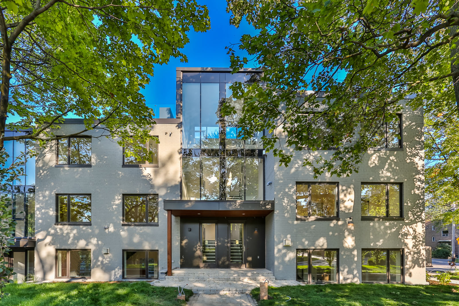 1 Glen Road Exterior- web_1-2